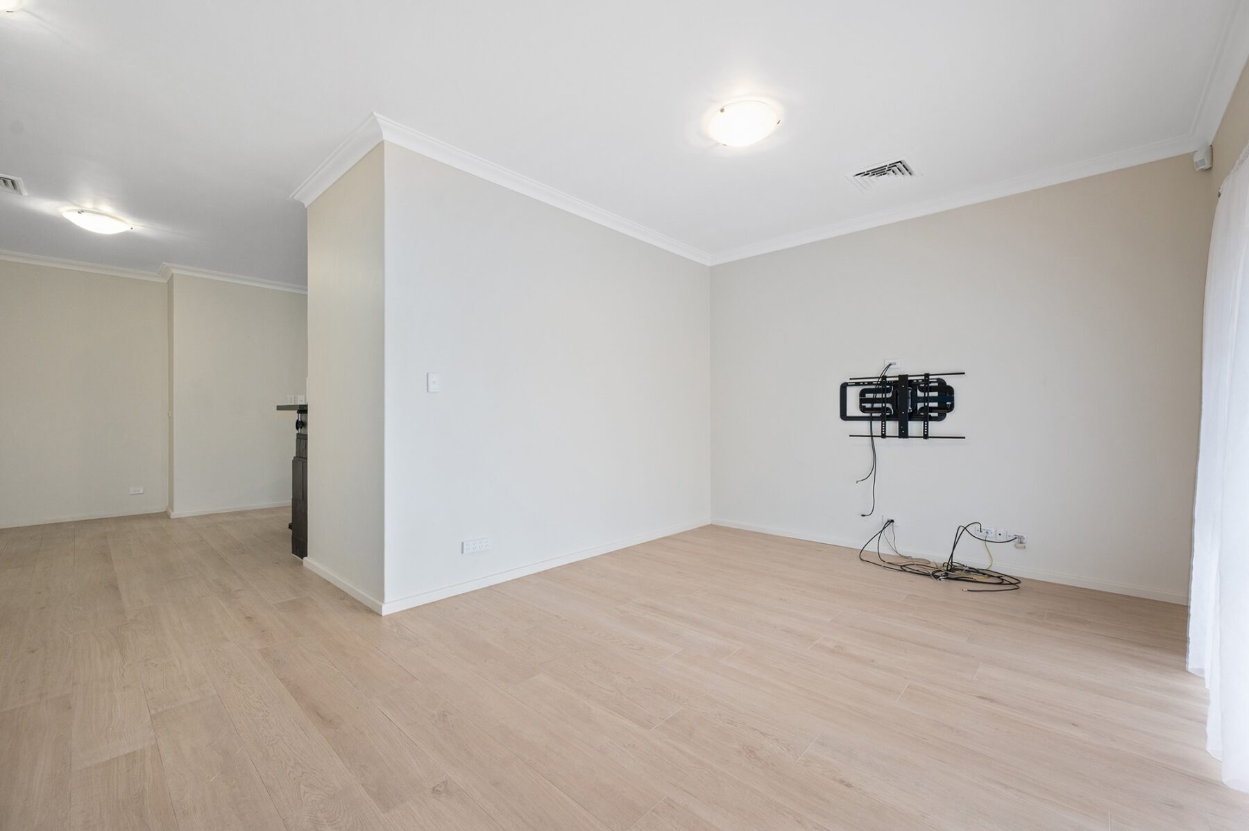 Property: 6 Aurum Street, Ascot, WA, 6104 photo-31