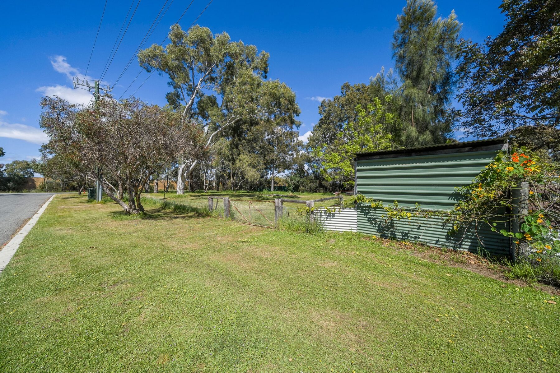Property: 9 Tomlin Street, West Swan, WA, 6055 photo-2