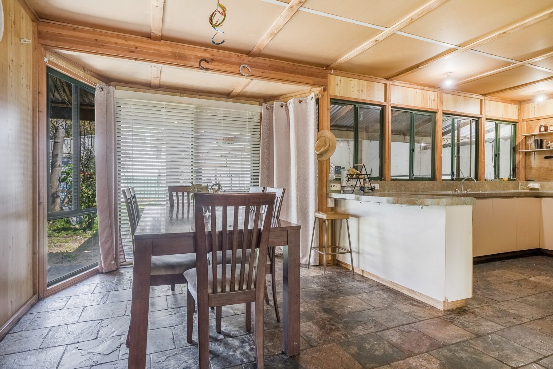 Property: 9 Tomlin Street, West Swan, WA, 6055 photo-12