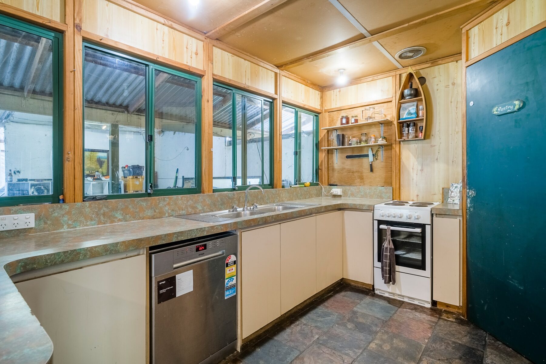 Property: 9 Tomlin Street, West Swan, WA, 6055 photo-14