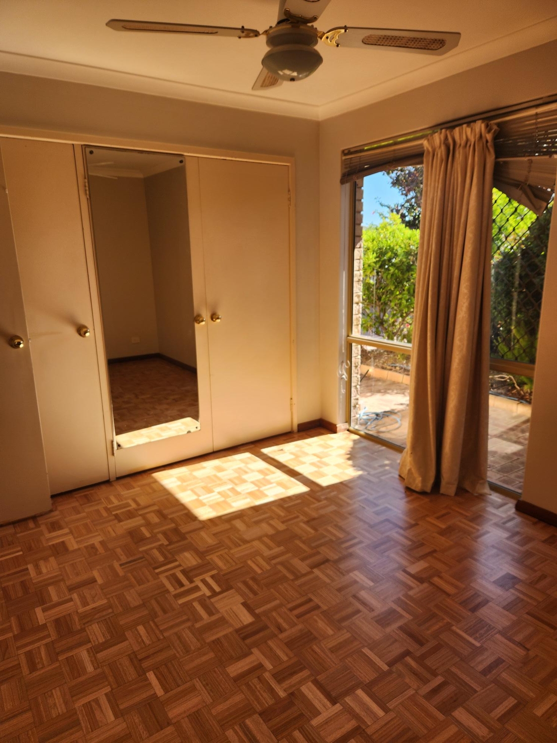 Rental: Scarborough, WA, 6019 photo-7