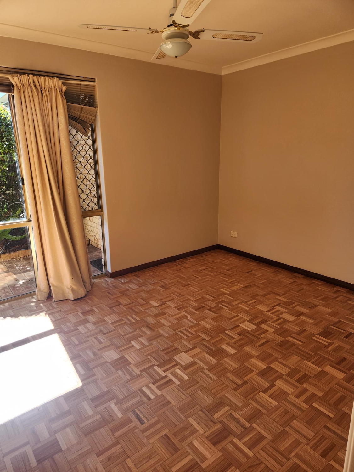 Rental: Scarborough, WA, 6019 photo-6