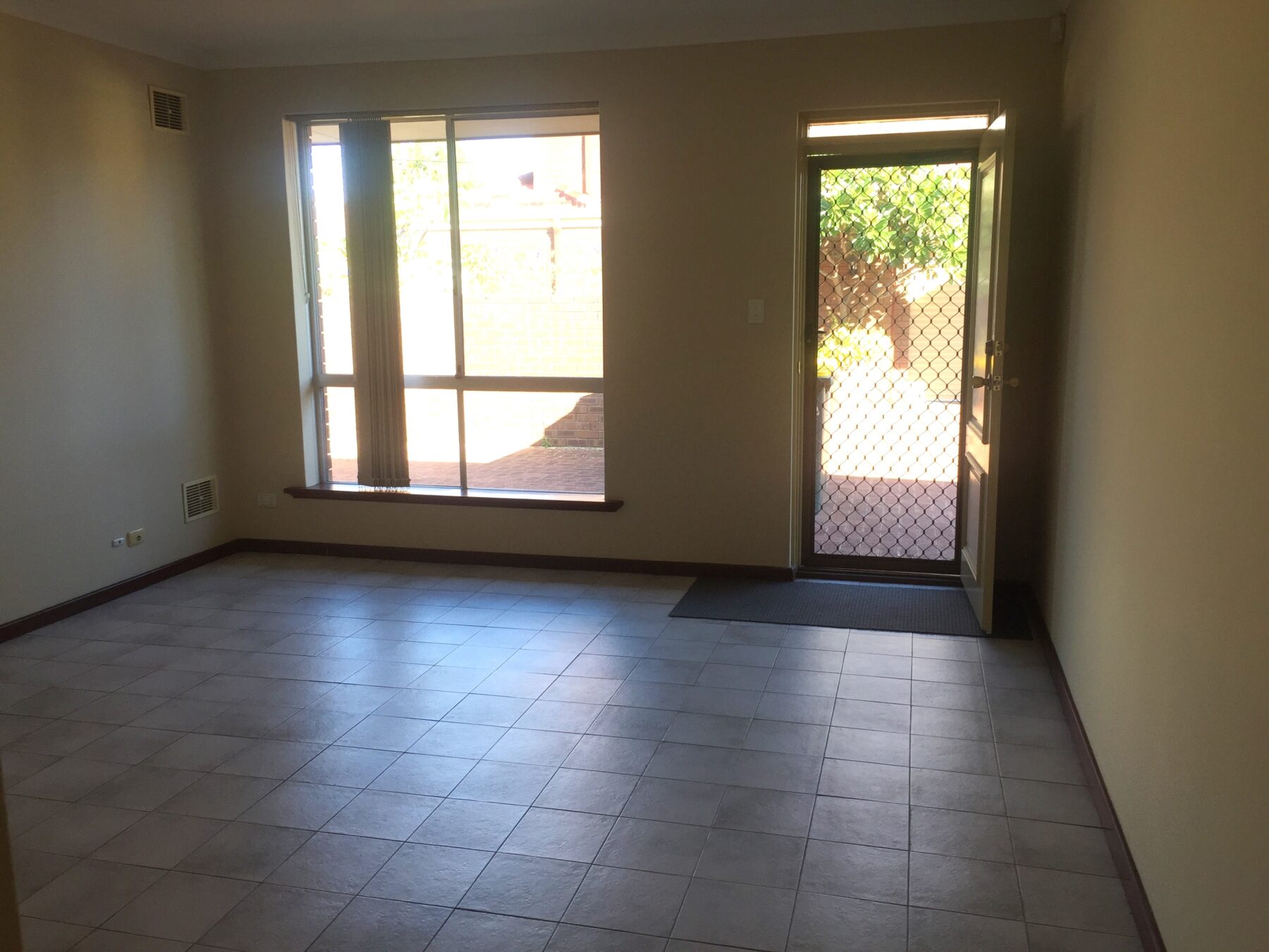 Rental: Tuart Hill, WA, 6060 photo-9