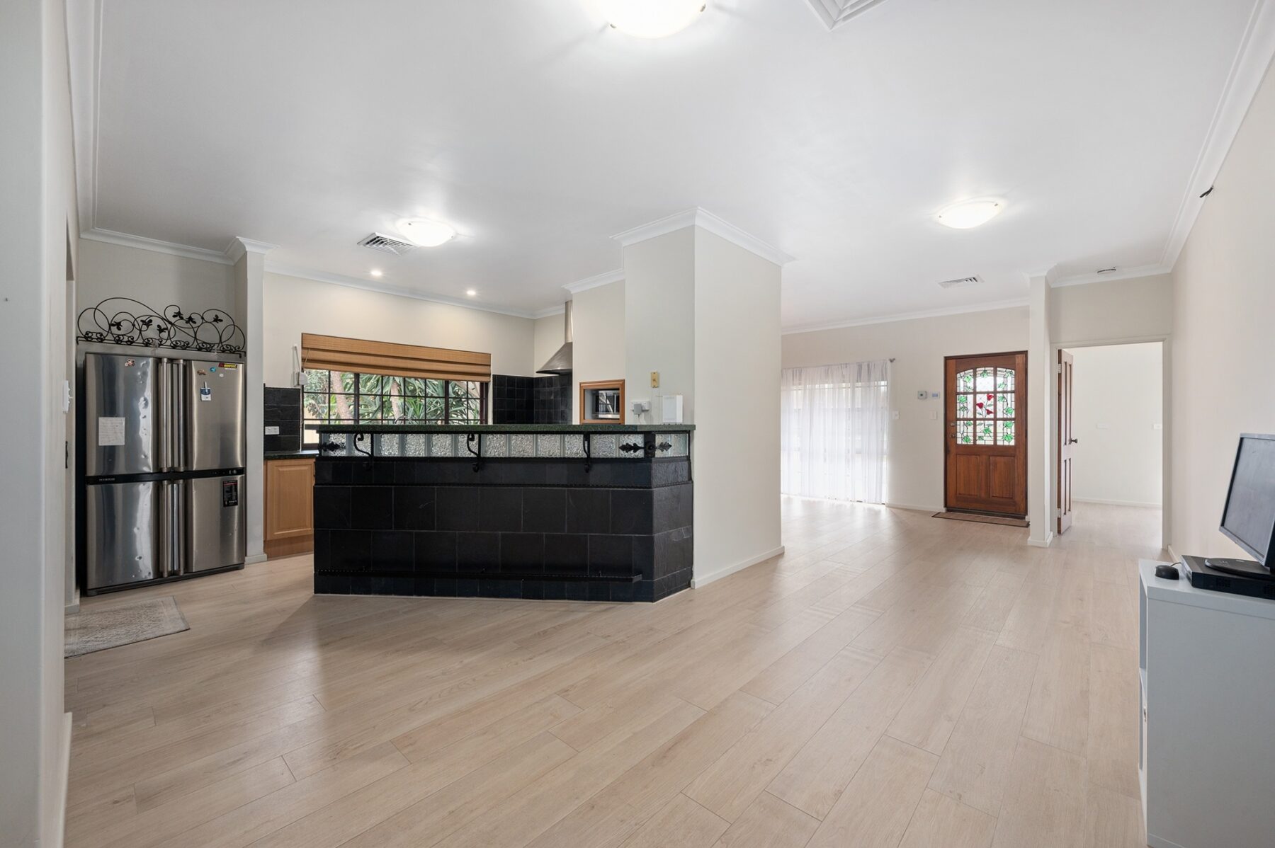 Rental: Ascot, WA, 6104 photo-24