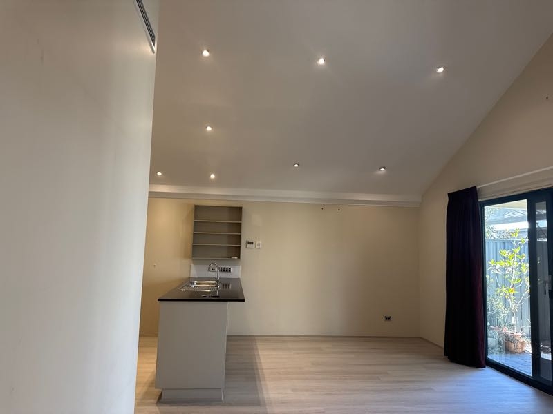 Rental: Brabham, WA, 6055 photo-12