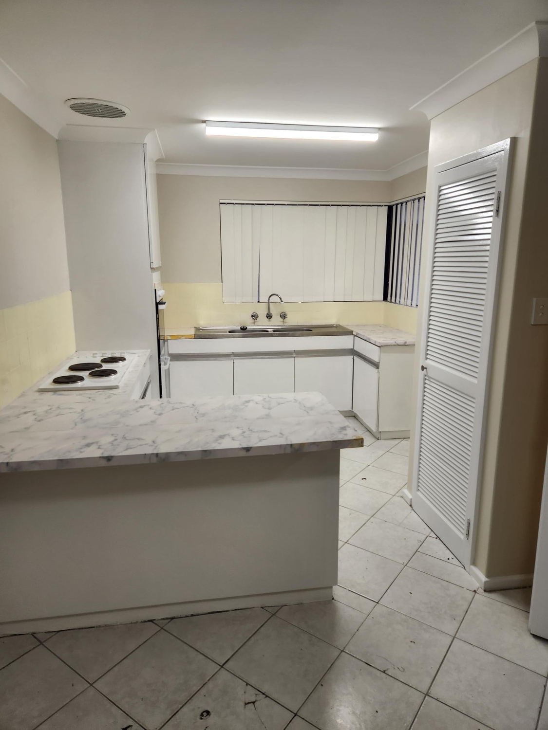 Rental: Greenwood, WA, 6024 photo-11