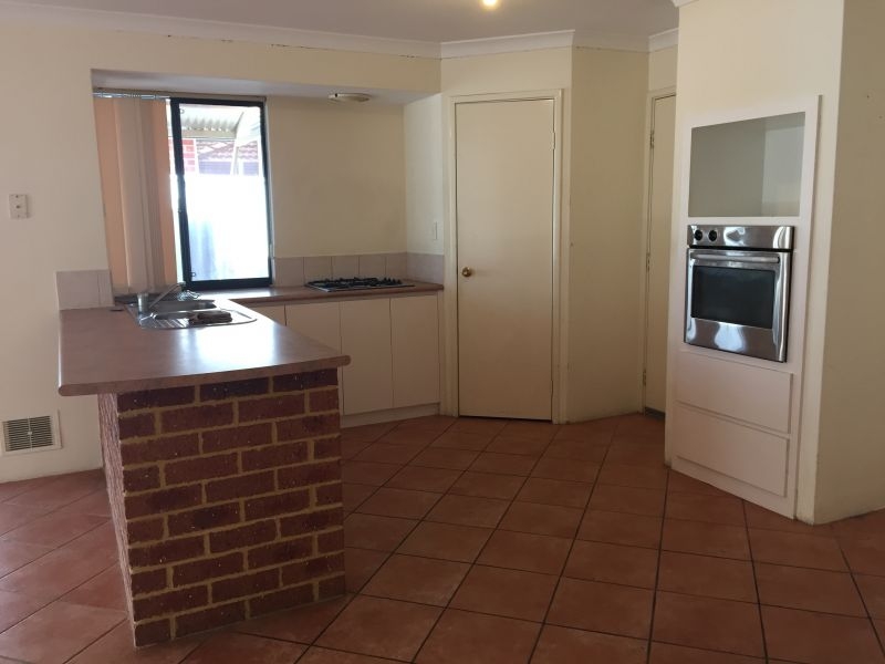 Rental: Dianella, WA, 6059 photo-13