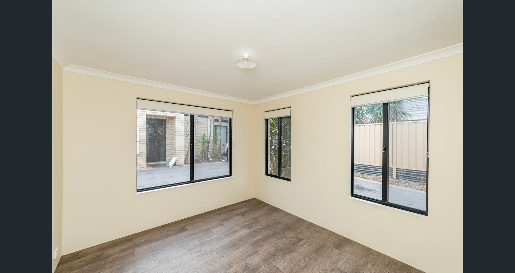 Rental: Balga, WA, 6061 photo-18