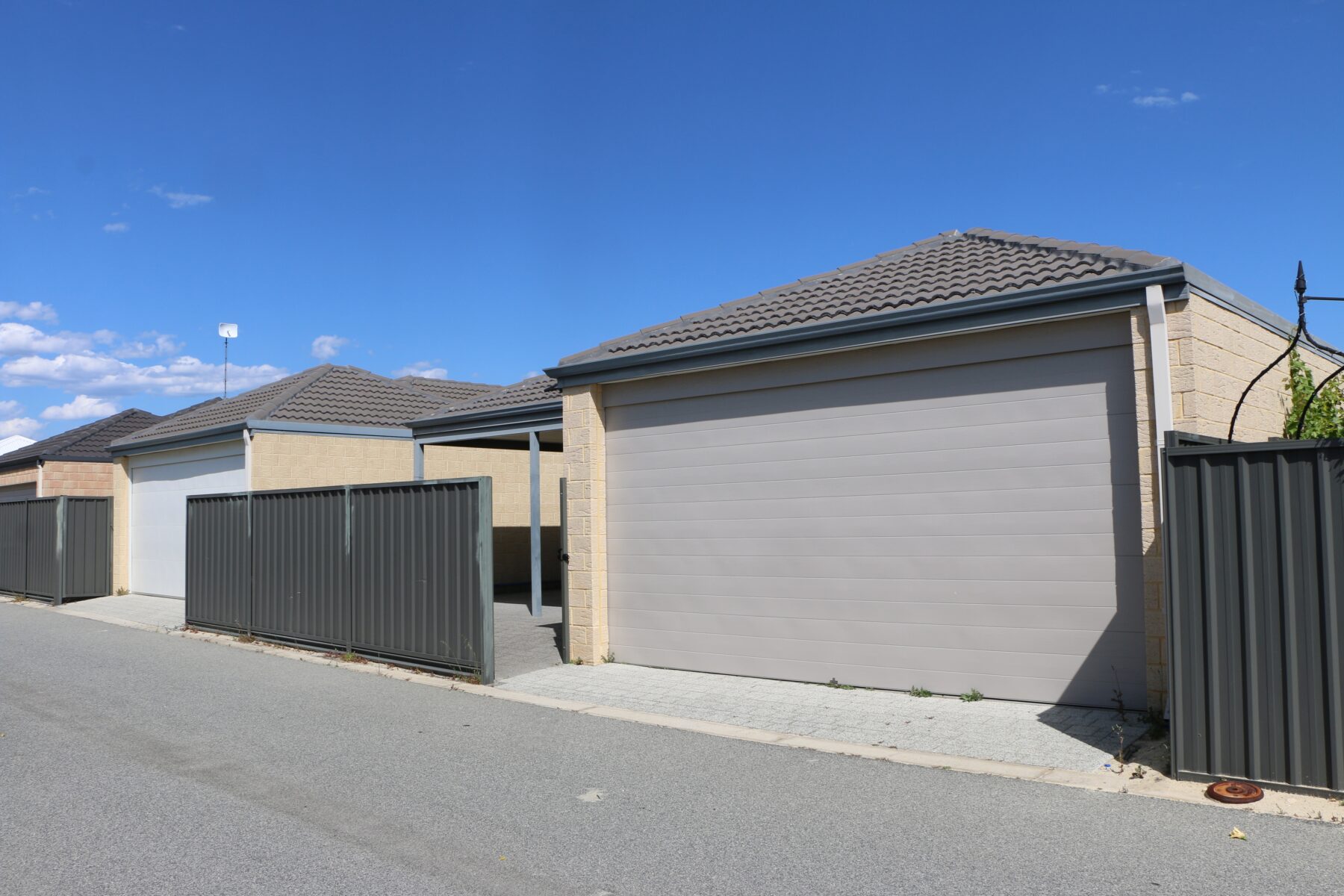 Rental: Caversham, WA, 6055 photo-14