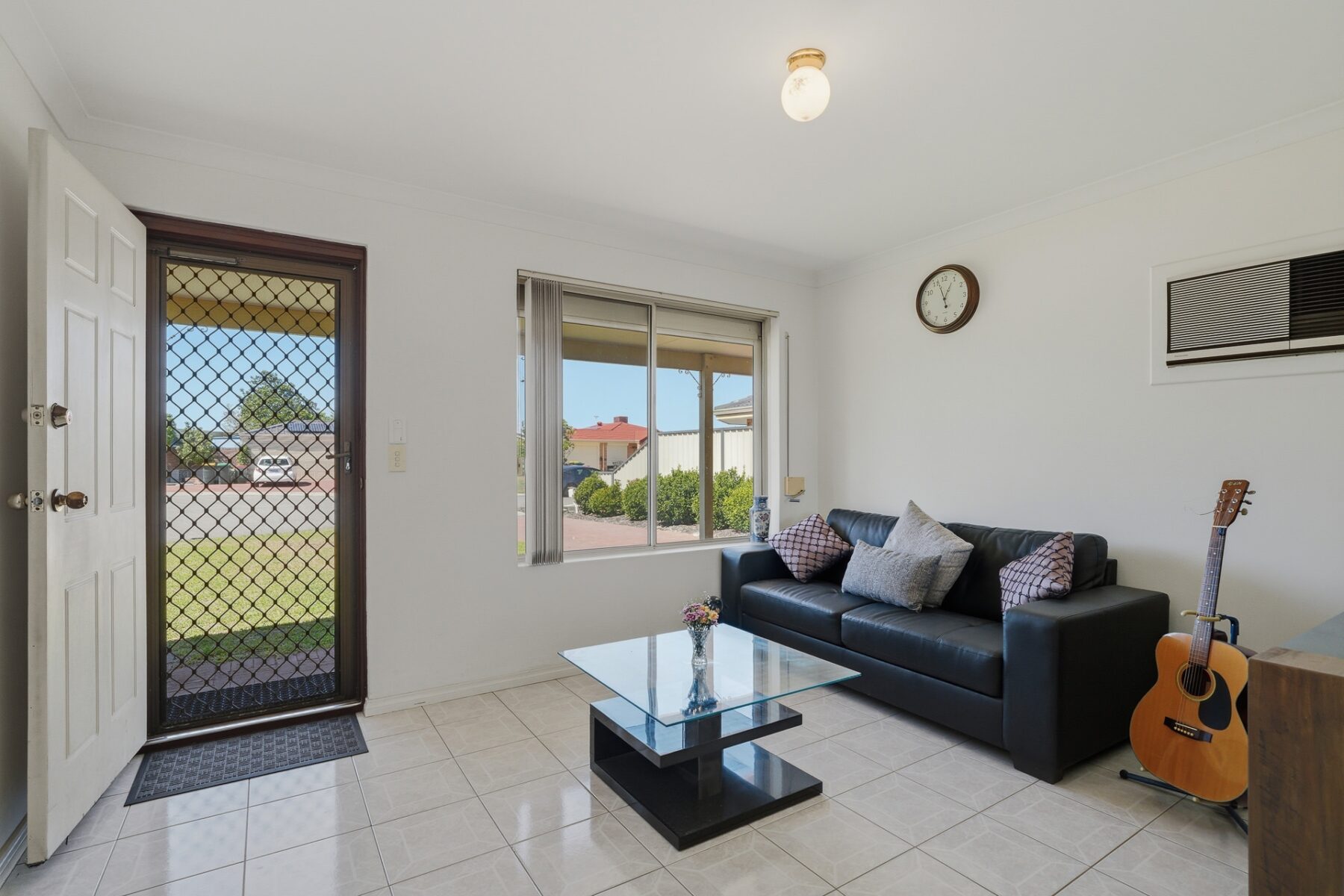 Property: 9 Beadon Close, Ballajura, WA, 6066 photo-17