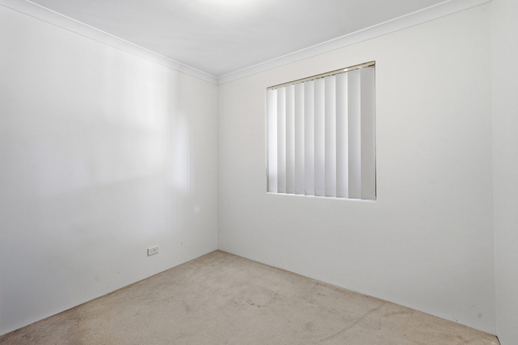 Property: 9 Beadon Close, Ballajura, WA, 6066 photo-1