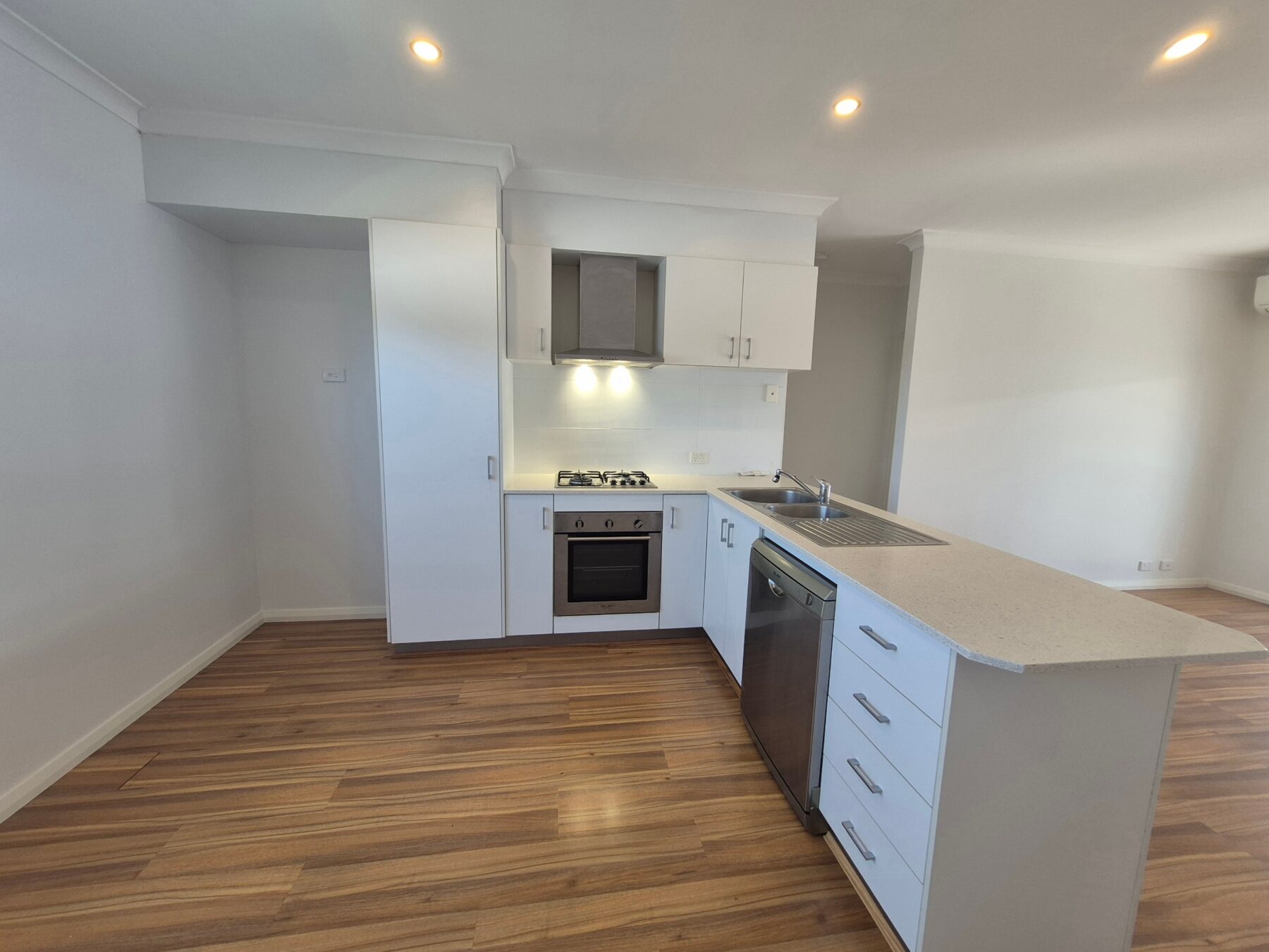 Property: unit 5/360 Hardey Road, Cloverdale, WA, 6105 photo-21