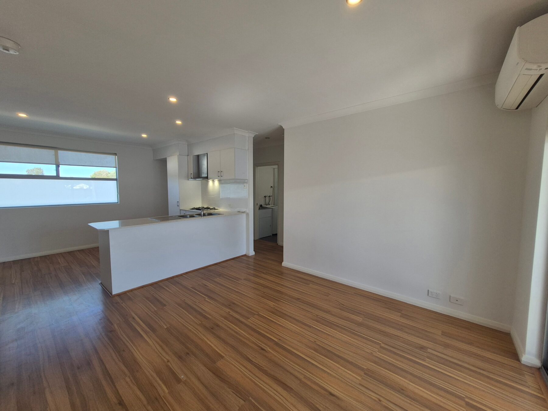 Property: unit 5/360 Hardey Road, Cloverdale, WA, 6105 photo-25