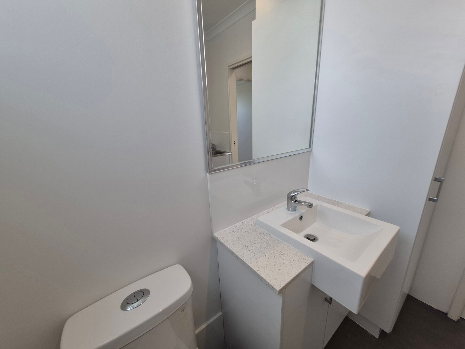 Property: unit 5/360 Hardey Road, Cloverdale, WA, 6105 photo-3