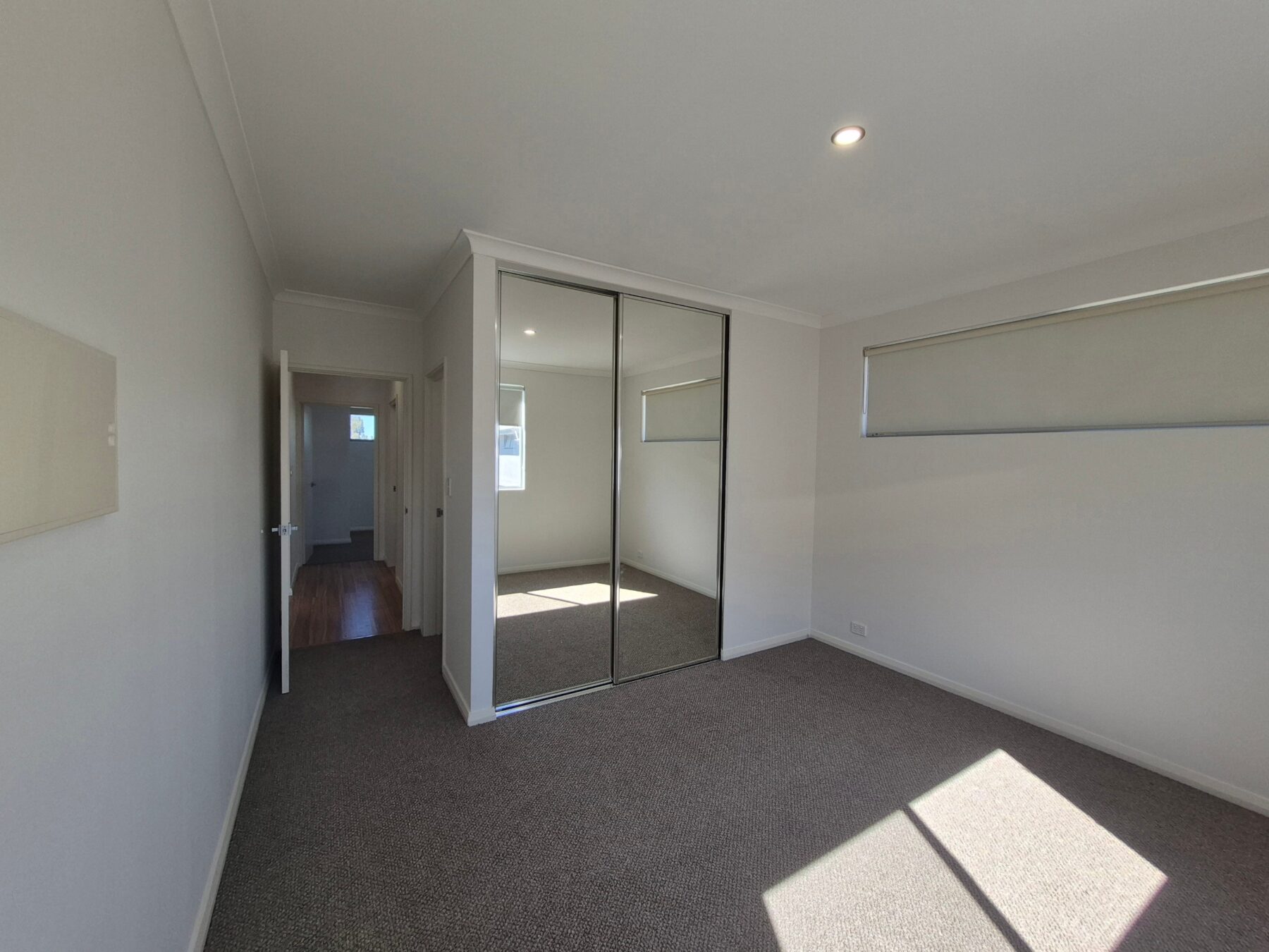 Property: unit 5/360 Hardey Road, Cloverdale, WA, 6105 photo-7