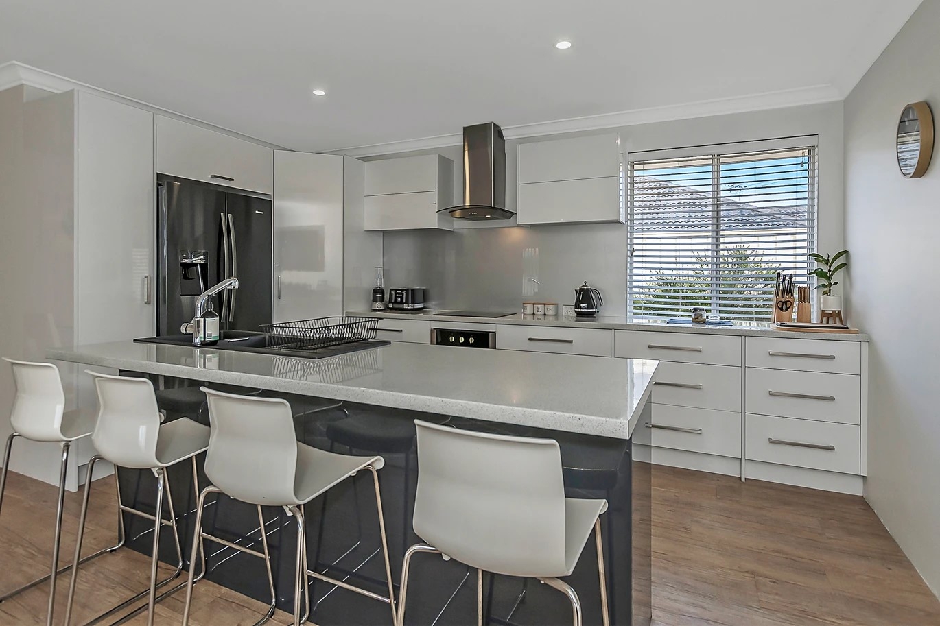 Rental: Baldivis, WA, 6171 photo-8