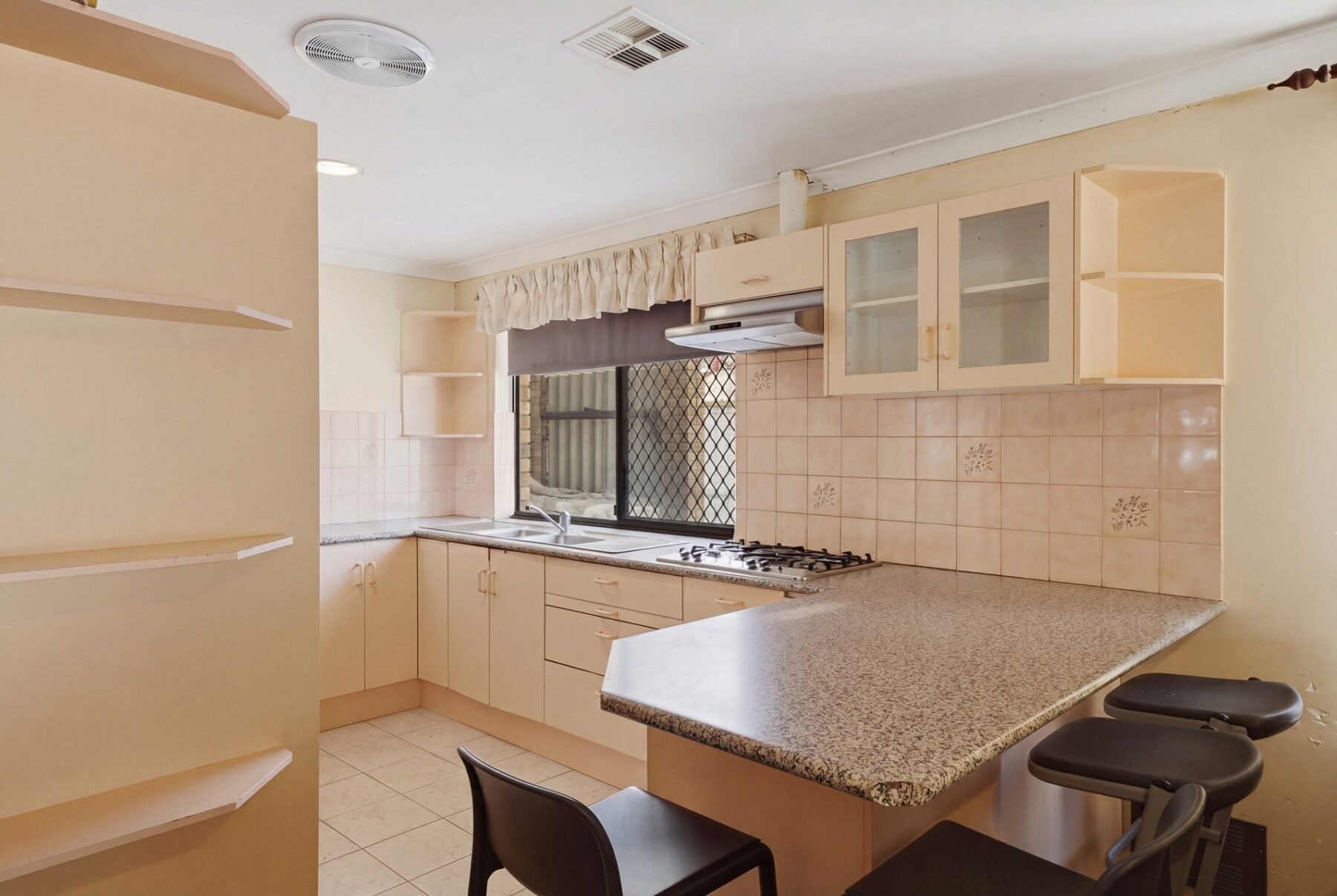 Property: 118 Benara Road, Noranda, WA, 6062 photo-23