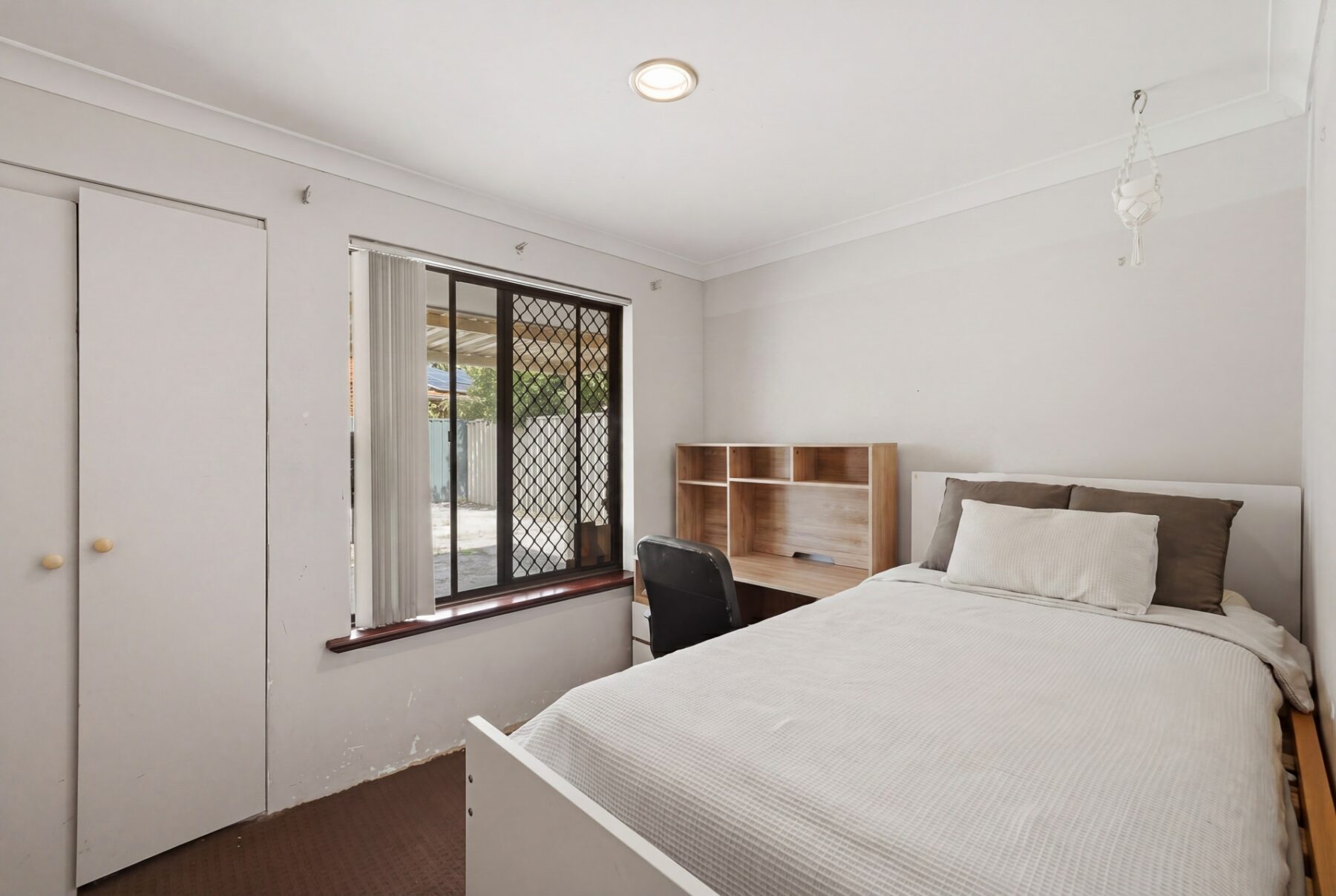 Property: 118 Benara Road, Noranda, WA, 6062 photo-5