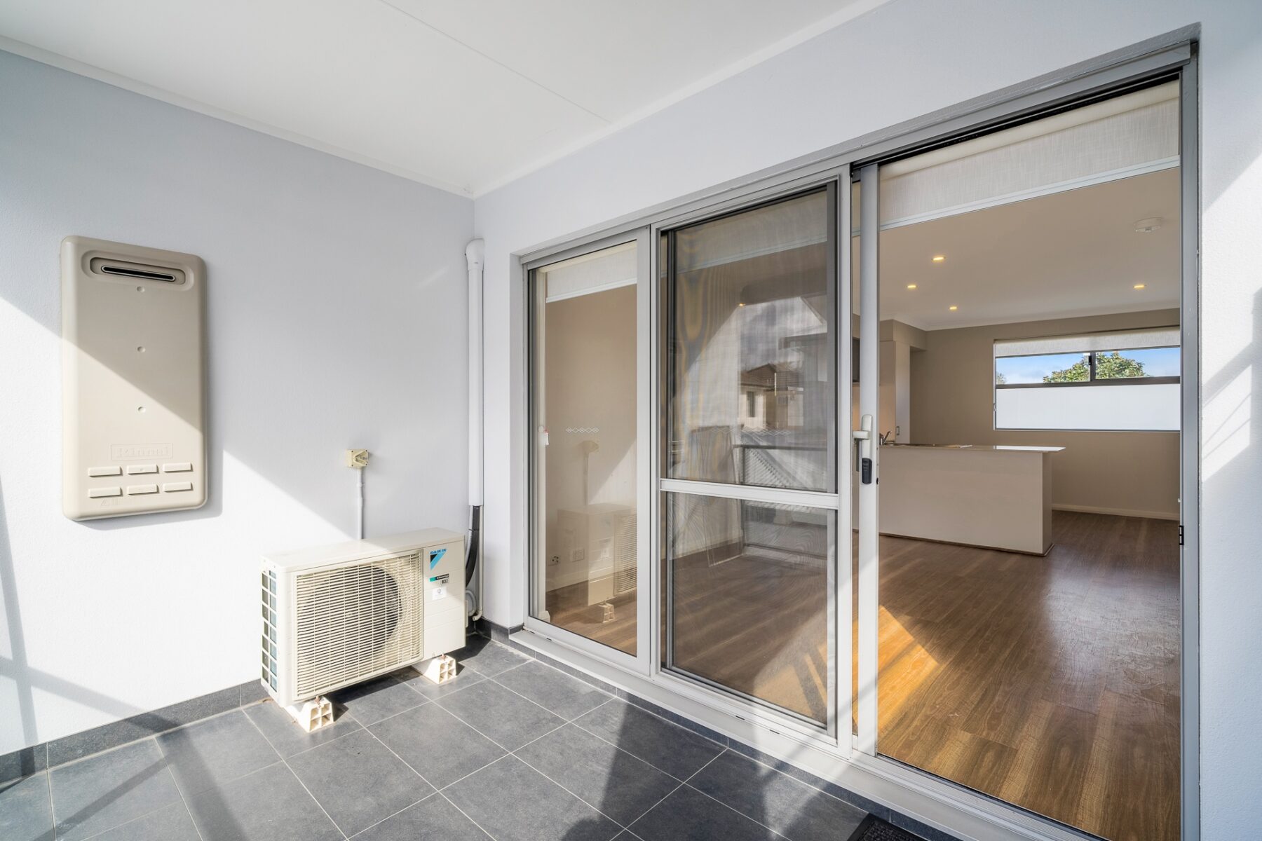 Property: 4/360 Hardey Road, Cloverdale, WA, 6105 photo-16