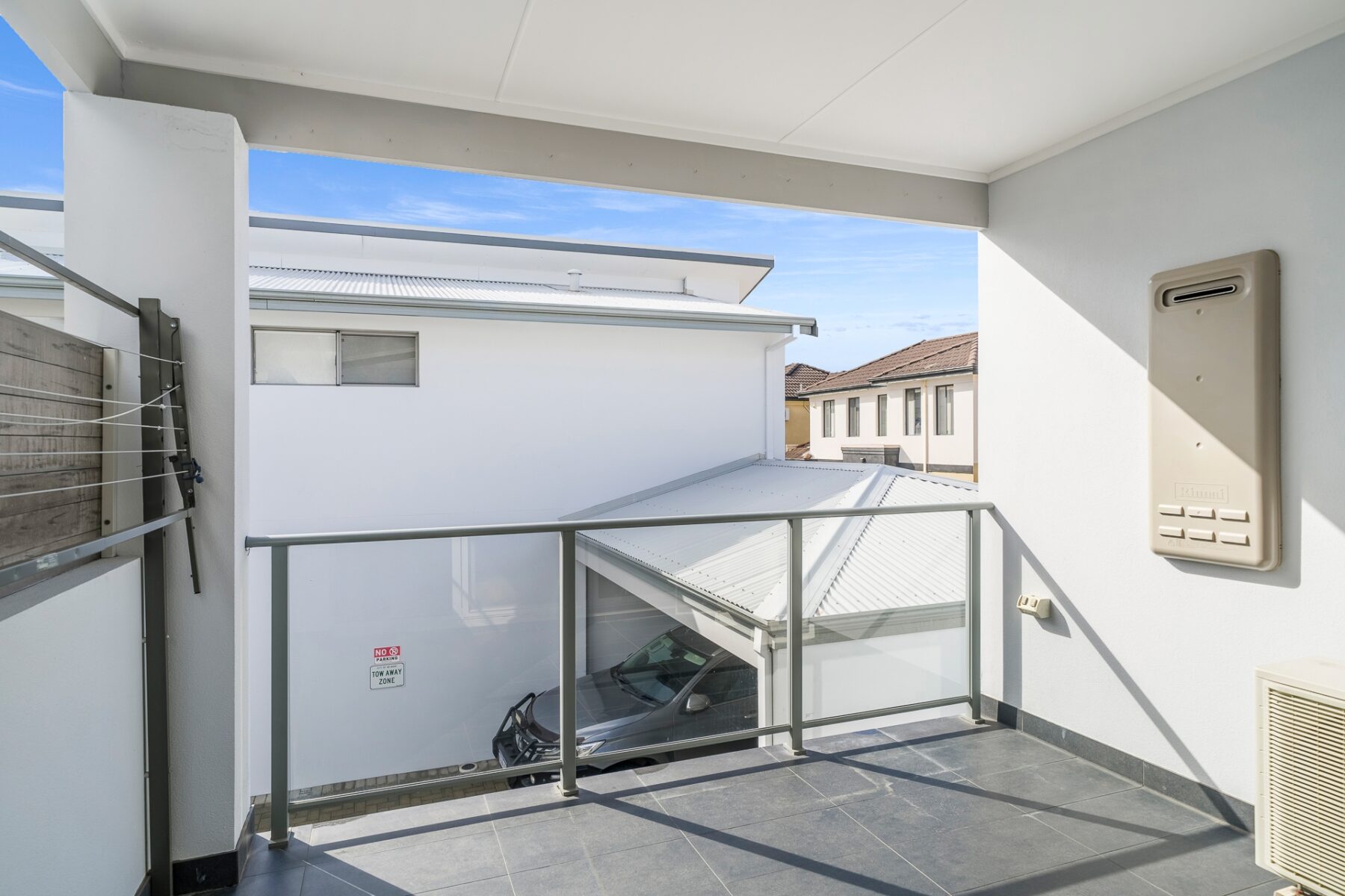 Property: 4/360 Hardey Road, Cloverdale, WA, 6105 photo-1
