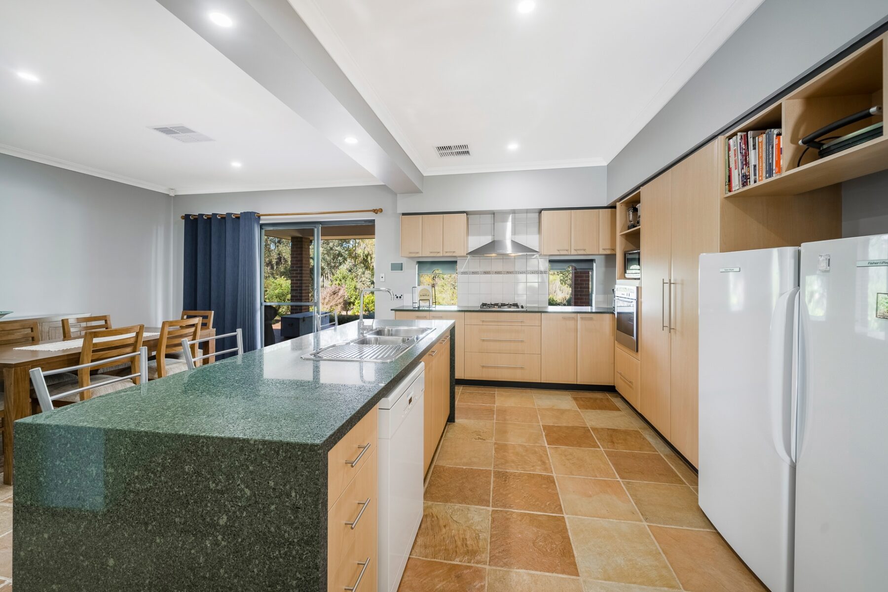 Property: 80 Brompton Heights, Gidgegannup, WA, 6083 photo-28