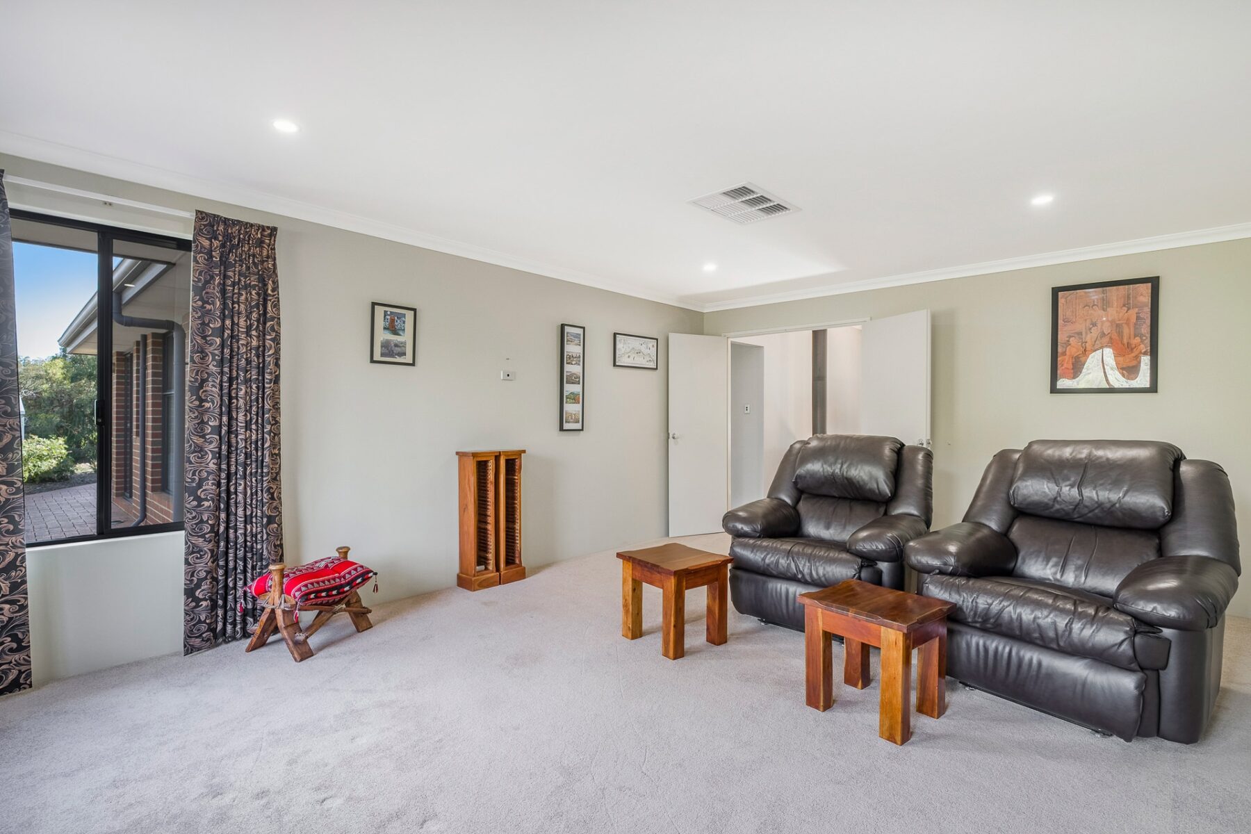 Property: 80 Brompton Heights, Gidgegannup, WA, 6083 photo-18