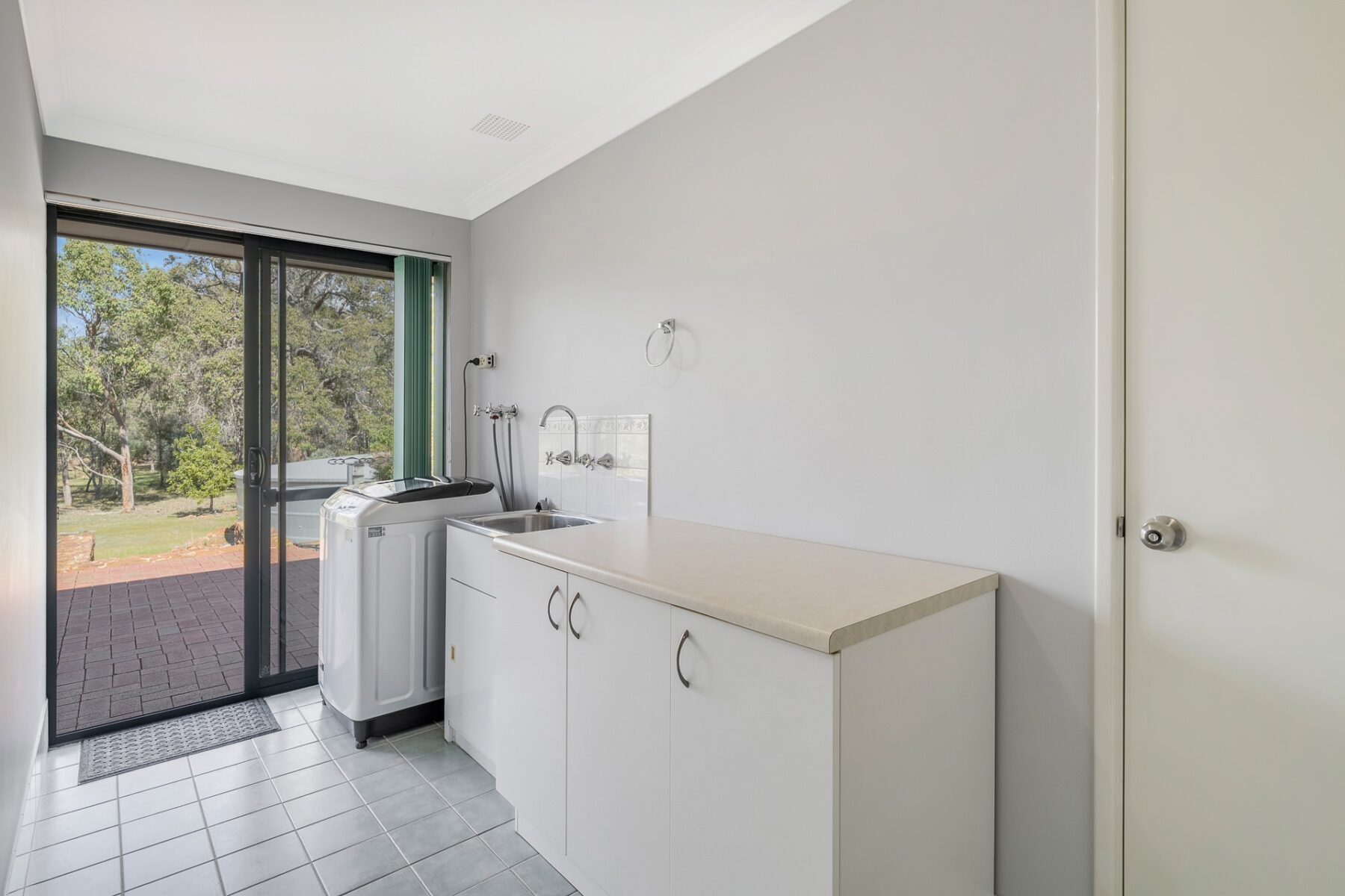 Property: 80 Brompton Heights, Gidgegannup, WA, 6083 photo-11