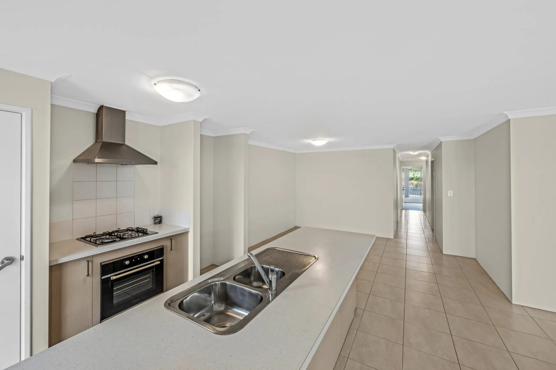 Rental: Alkimos, wa, 6038 photo-11