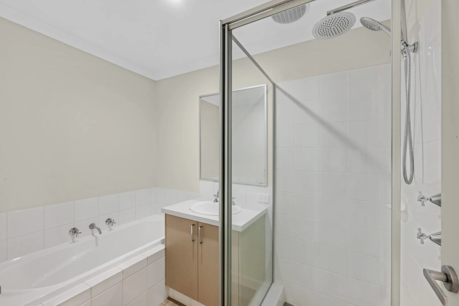 Rental: Alkimos, wa, 6038 photo-2
