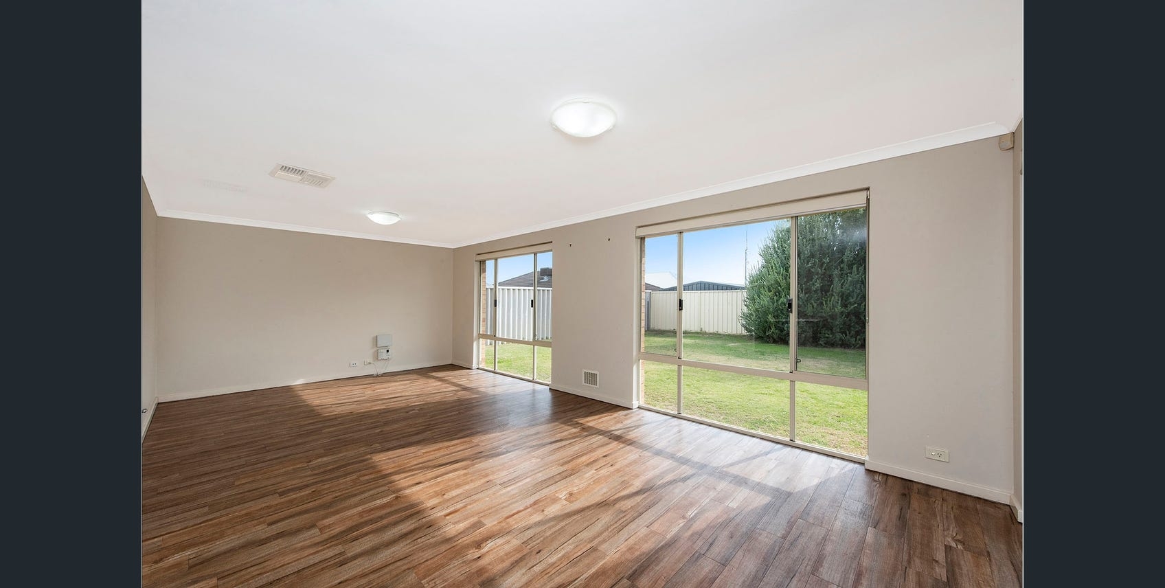 Rental: Secret Harbour, WA, 6173 photo-24