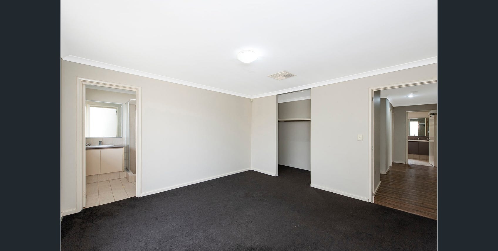 Rental: Secret Harbour, WA, 6173 photo-1